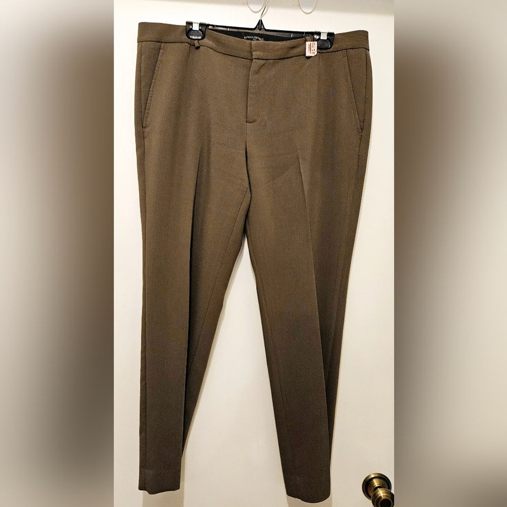 Banana Republic Olive grey Ryan fit pants